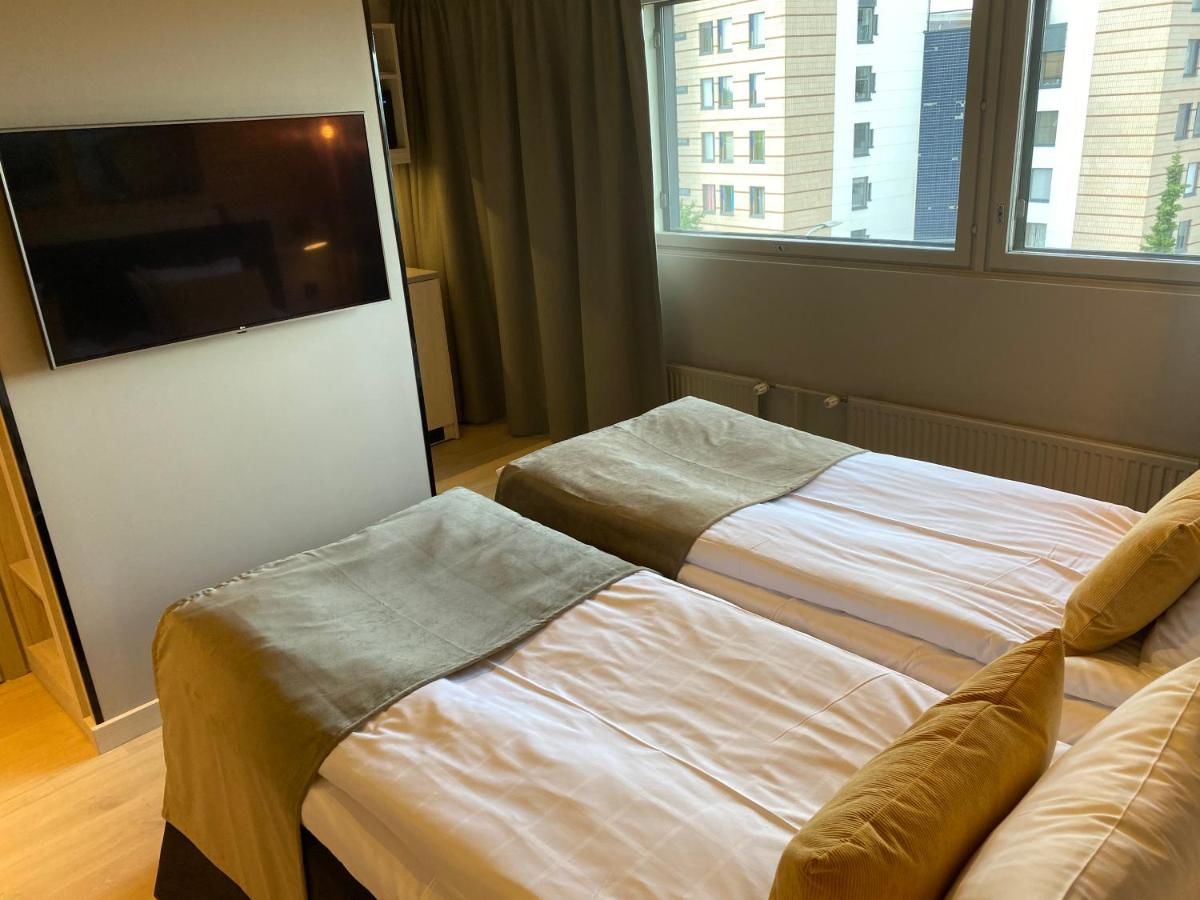 Отель Skyline Airport Hotel Вантаа