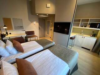 Отель Skyline Airport Hotel Вантаа Стандартный двухместный номер с 2 отдельными кроватями и мини-кухней-4